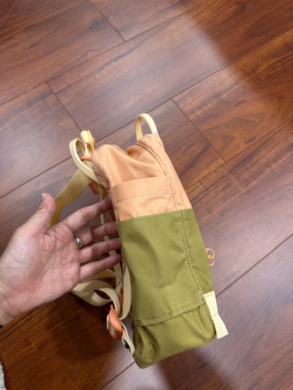 Fjallraven Kånken Two-Tone Blush Coral Pink & Olive Backpack Colorblock - Picture 5 of 8